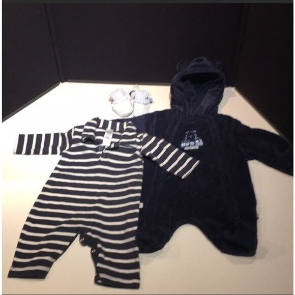 Baby Gap, Disney & Gerber Newborn Lot - Picture 1 of 10